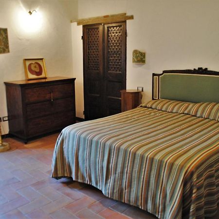 B&B Ponte La Pietra Gubbio Buitenkant foto
